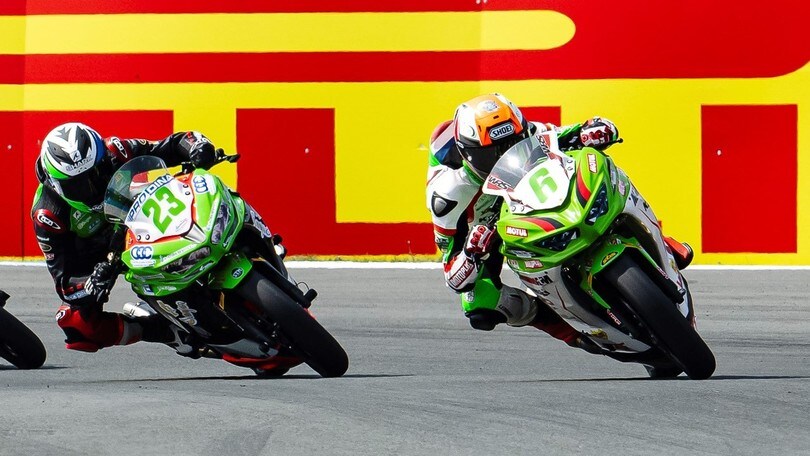 SSP300: Jeffrey Buis ritrova la vittoria in Gara 1 a Barcellona