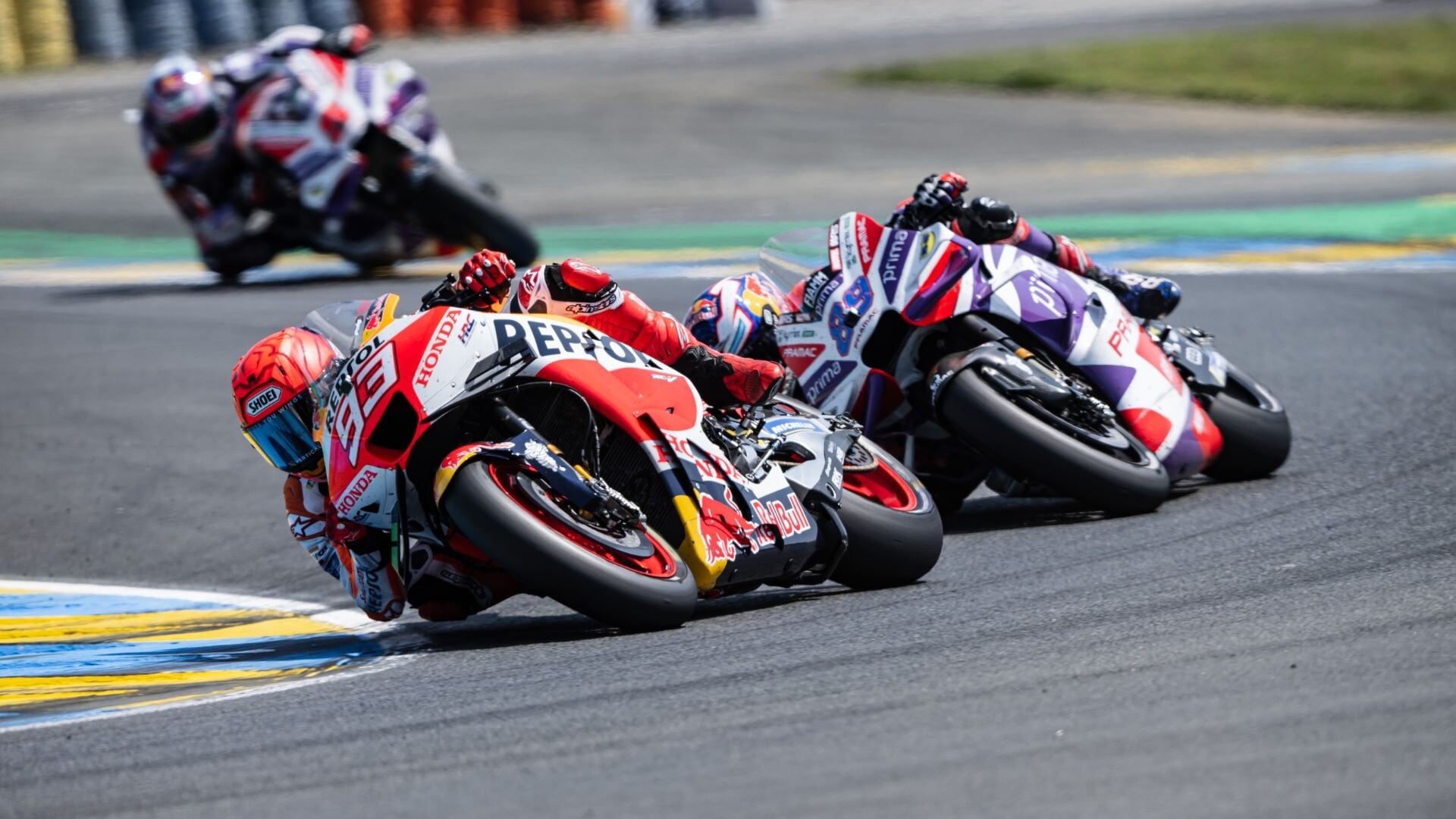 GP Francia, le foto più clamorose della MotoGP di oggi