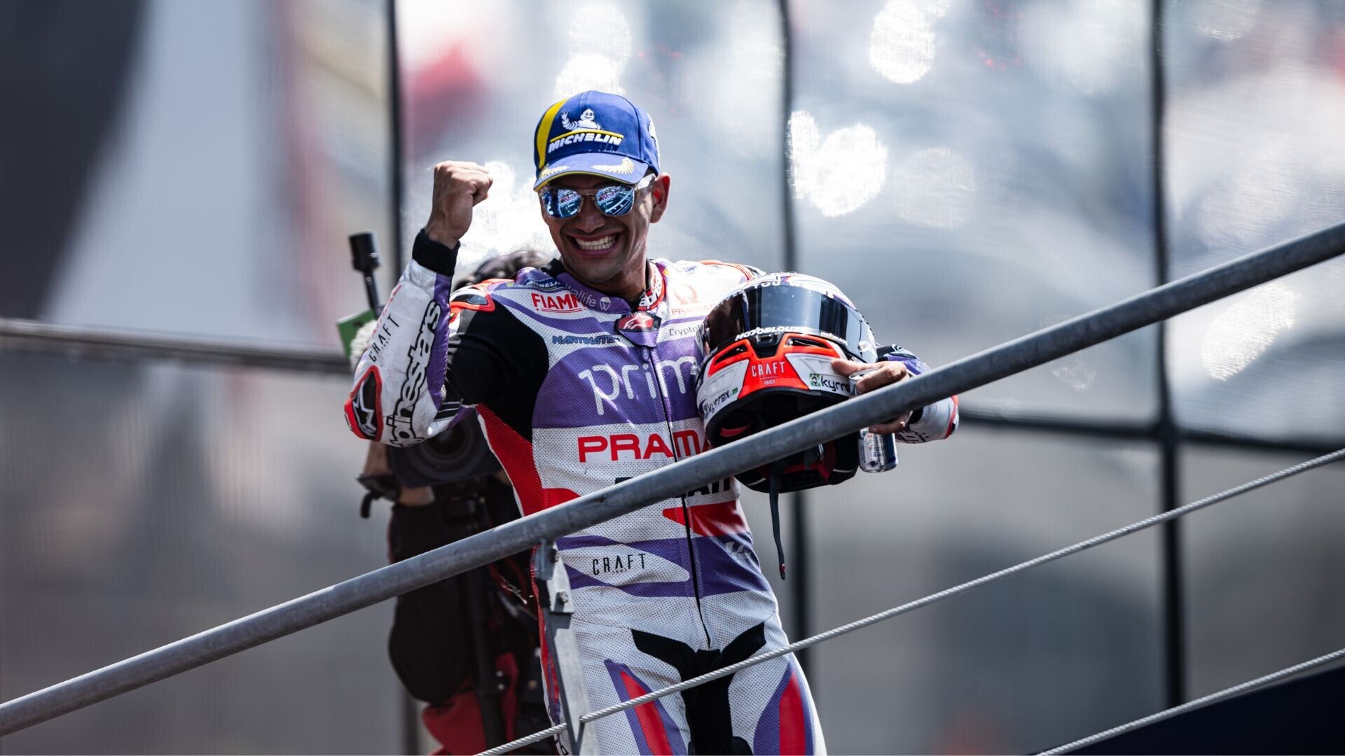 GP Francia, le foto più clamorose della MotoGP di oggi