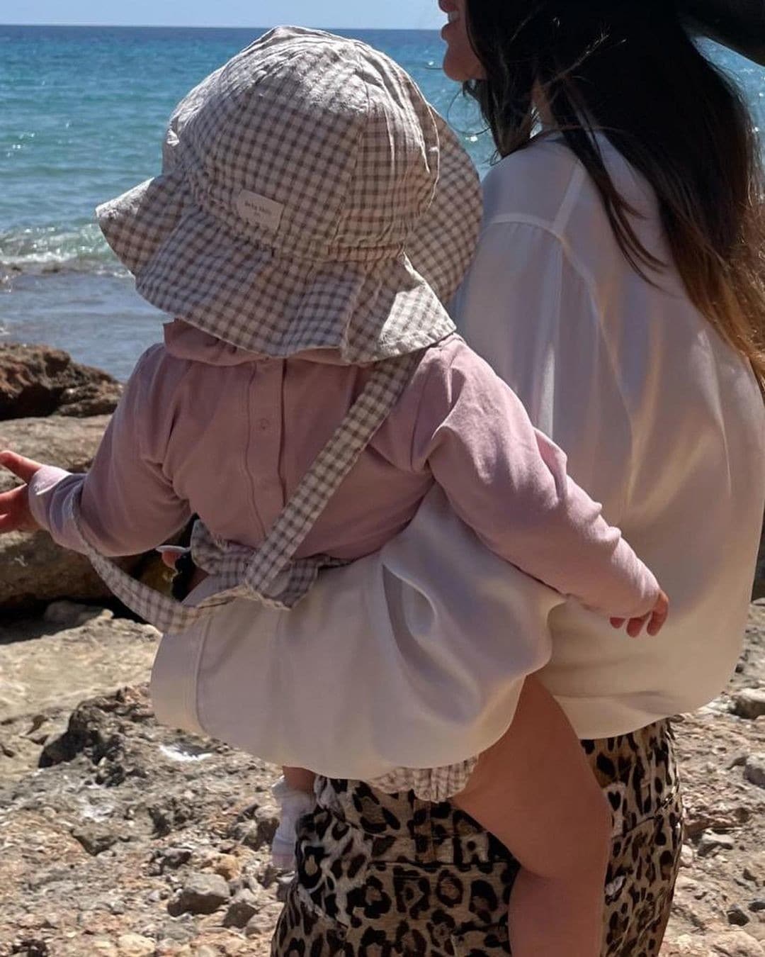 Valentino Rossi e Francesca Sofia Novello in vacanza a Ibiza