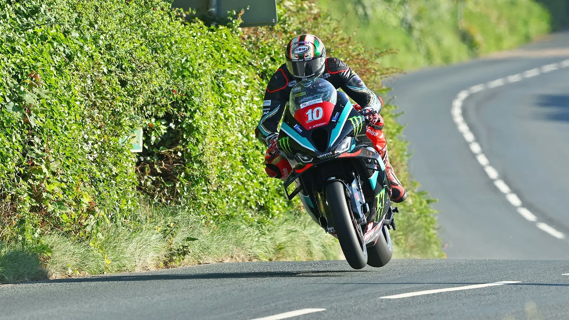 TT 2023, Hickman come Agostini: vince la Stock e si porta a 10 successi