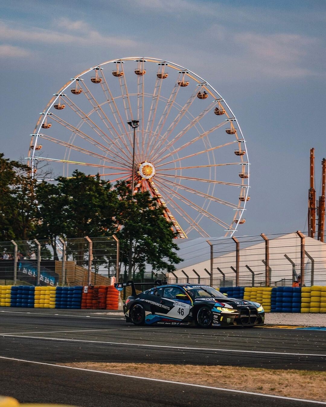 Valentino Rossi: le foto in azione nel tempio di Le Mans