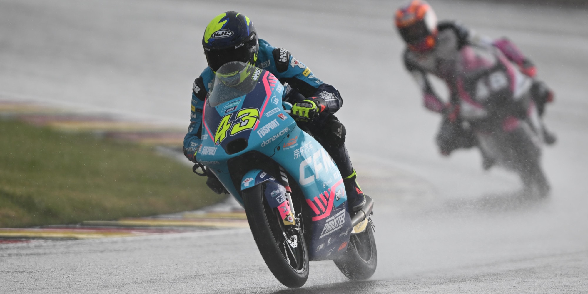 Moto3, Artigas il più veloce sotto la pioggia al Sachsenring nelle fp3