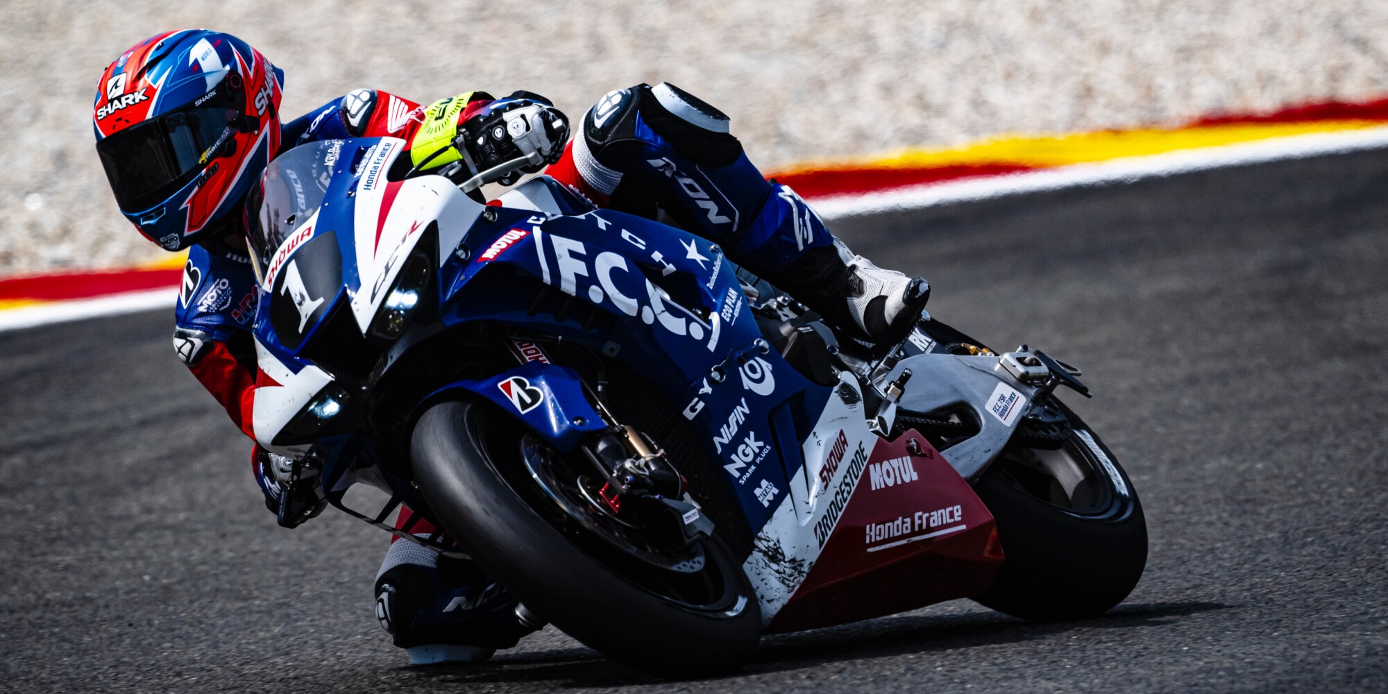 EWC 24h Spa, 6^ ora: FCC TSR Honda in controllo, Louit Moto33 primi in Stock