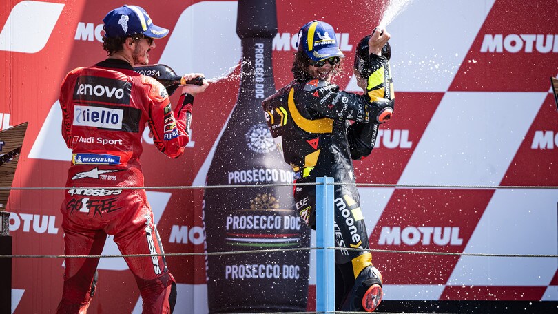 MotoGP, Bagnaia e Bezzecchi come Rossi, Melandri e Capirossi: i numeri post Assen