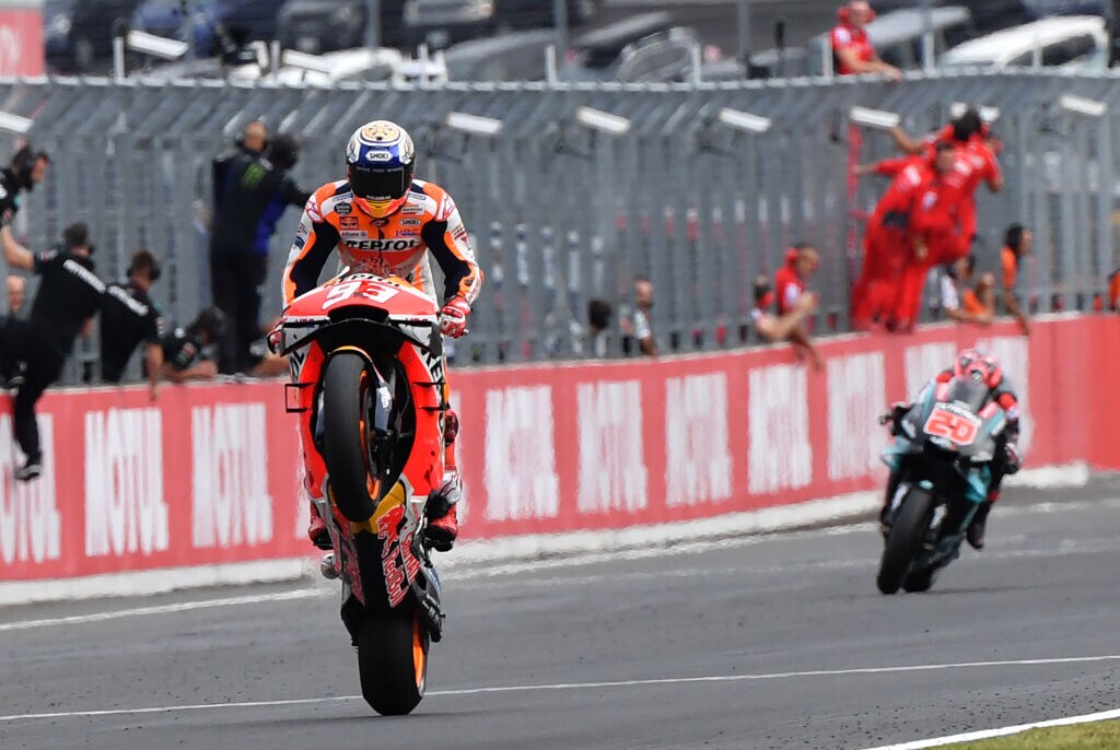 WheelieWednesday: le 10 impennate più belle in MotoGP