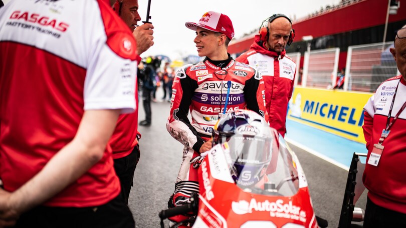 Moto3, David Alonso da ragazzo tranquillo a… gladiatore (in pista)