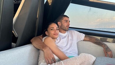 Andrea Iannone ed Elodie, vacanze d'amore in barca