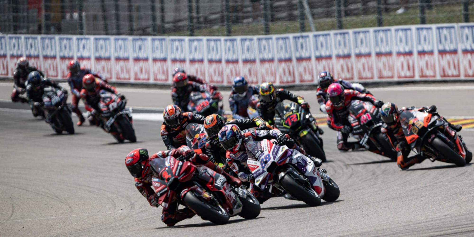 MotoGP, quanto guadagna un team? La differenza abissale con la F1