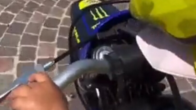 Valentino Rossi: Giulietta guida già la moto a un anno d'età