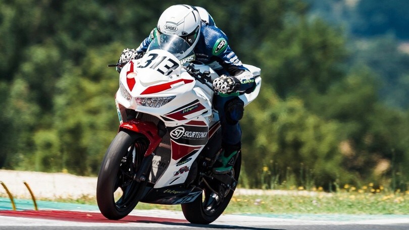 Da San Donato al Mondiale: Sarchi wild card Supersport 300