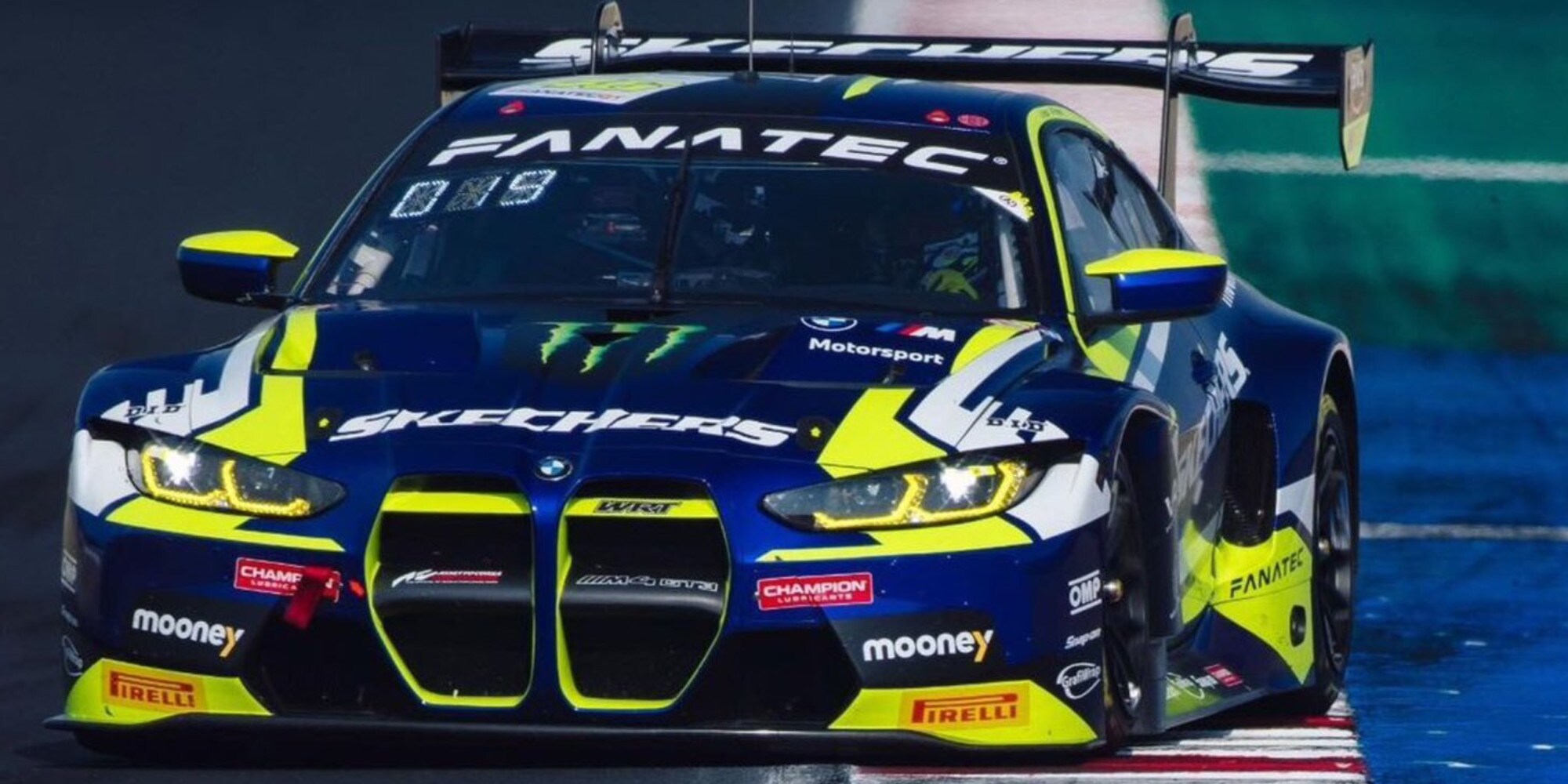 GT, Valentino Rossi, che rimonta a Misano: da 23° a 8° in Gara 1