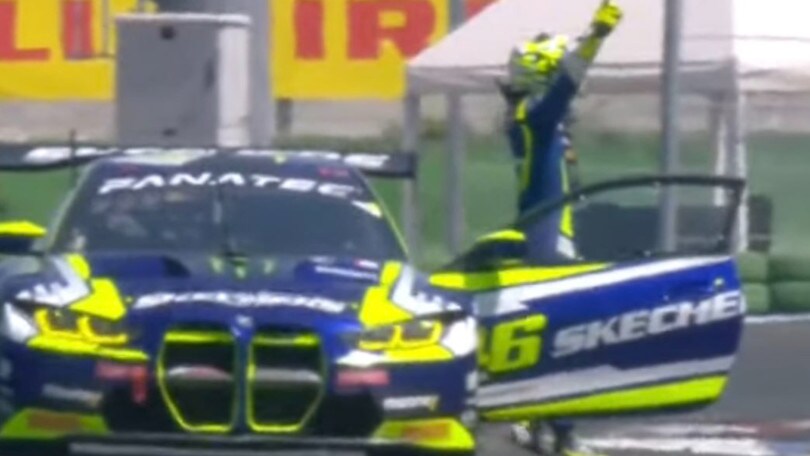 Valentino Rossi è tornato a vincere! Gara 2 a Misano è sua
