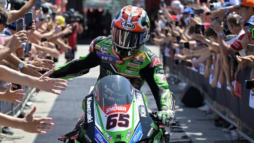 Mossa delle mosse in SBK: Yamaha corteggia Rea