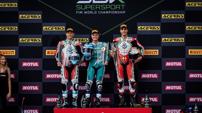 SSP, incredibile a Most: Mackenzie riporta la Honda al successo in Gara 2