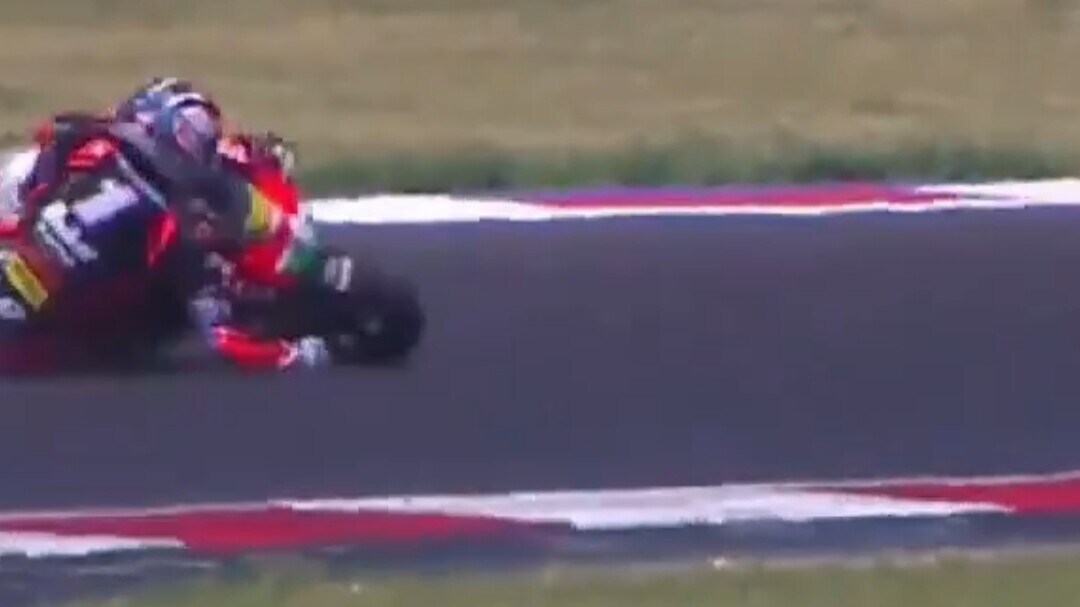 CIV SBK, a Misano Michele Pirro cade in Gara 2 | Motosprint
