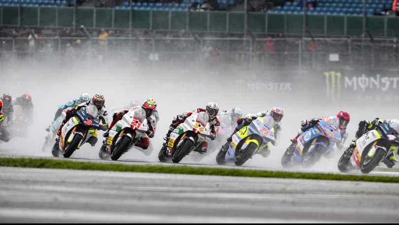 MotoE: Silverstone incorona Krummenacher e Casadei