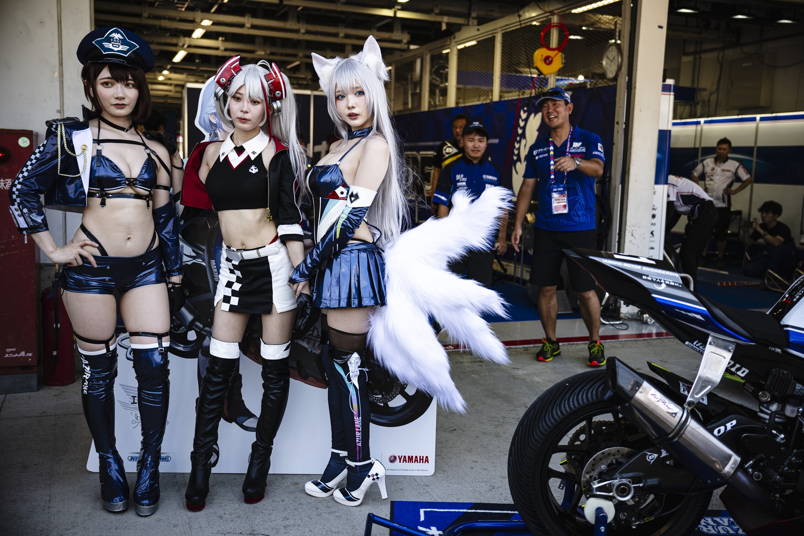 Ombrelline e... cosplayer: le ragazze della 8 Ore di Suzuka 2023
