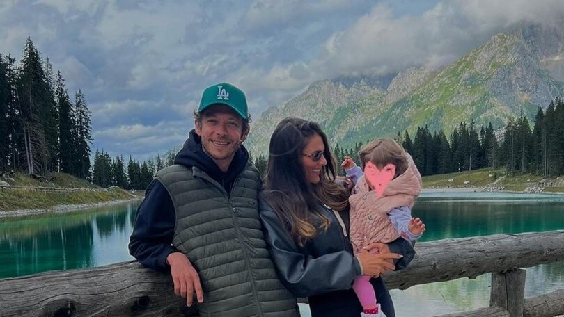 Valentino Rossi e Francesca Sofia Novello, amore e relax in Trentino