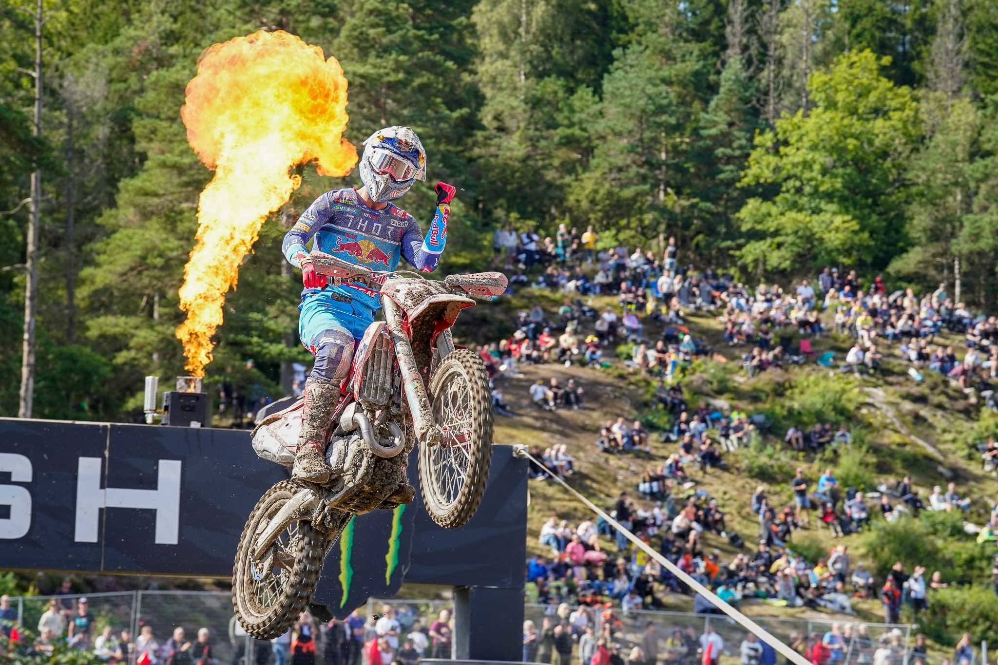 MXGP: gara uno a Prado