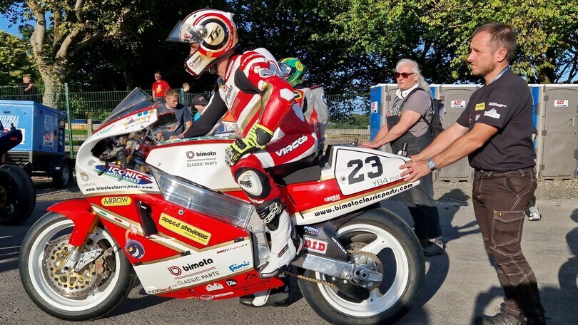 Manx GP amaro per Bonetti: costretto al ritiro con la Bimota YB4