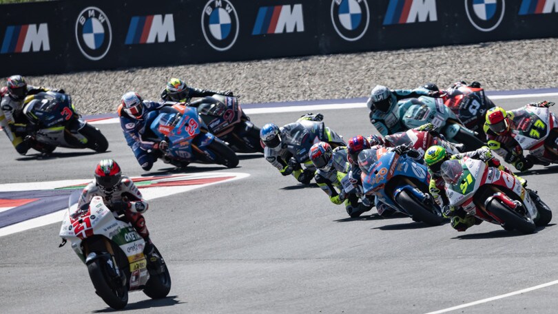 MotoE Barcellona: Casadei e Ferrari all'assalto del leader Torres