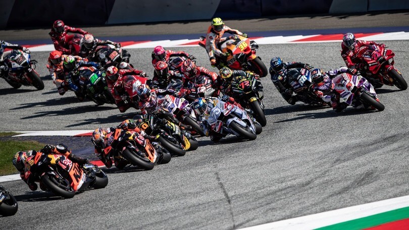 Accelera e poi frena: regolamento tecnico MotoGP ritoccato dal 2026