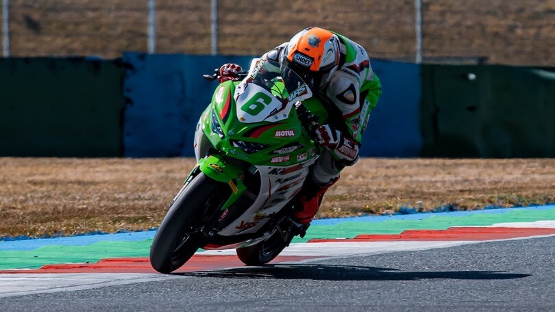 SSP300 Magny-Cours, Gara 2: doppietta di Buis, Gennai sul podio