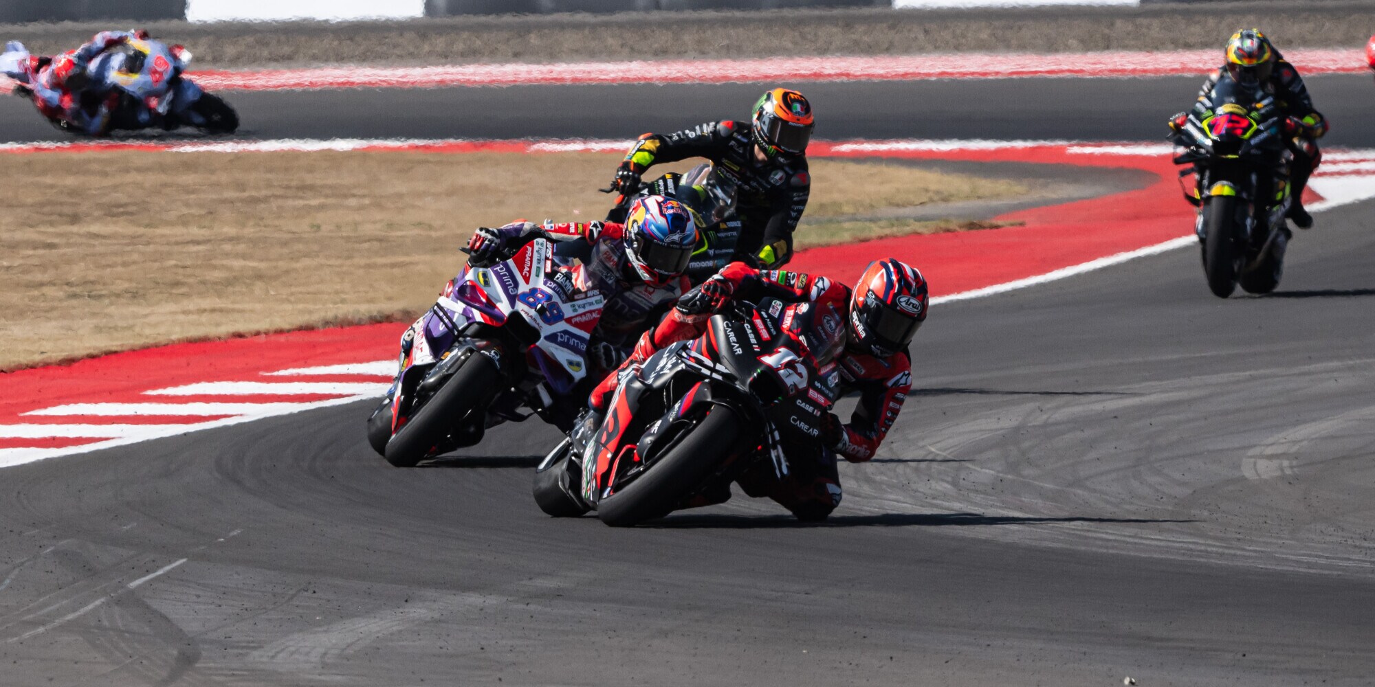 GP Indonesia: A. Espargarò sbaglia e spreca, Viñales veloce ma illusorio