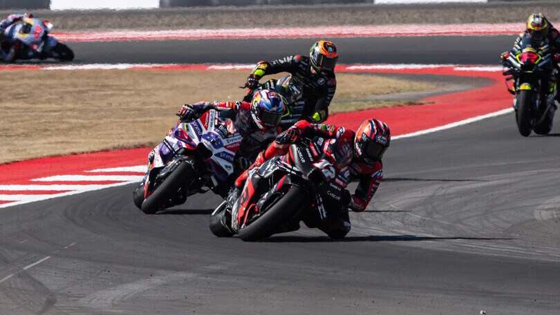 GP Indonesia: A. Espargarò sbaglia e spreca, Viñales veloce ma illusorio