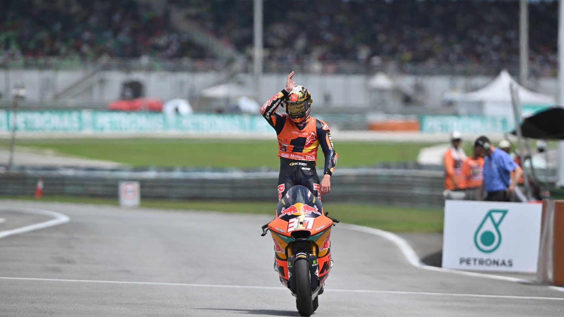 GP Malesia: la festa di Pedro Acosta, nuovo campione del mondo della Moto2