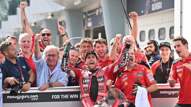 MotoGP, Enea Bastianini tigre in Malesia: le foto della festa