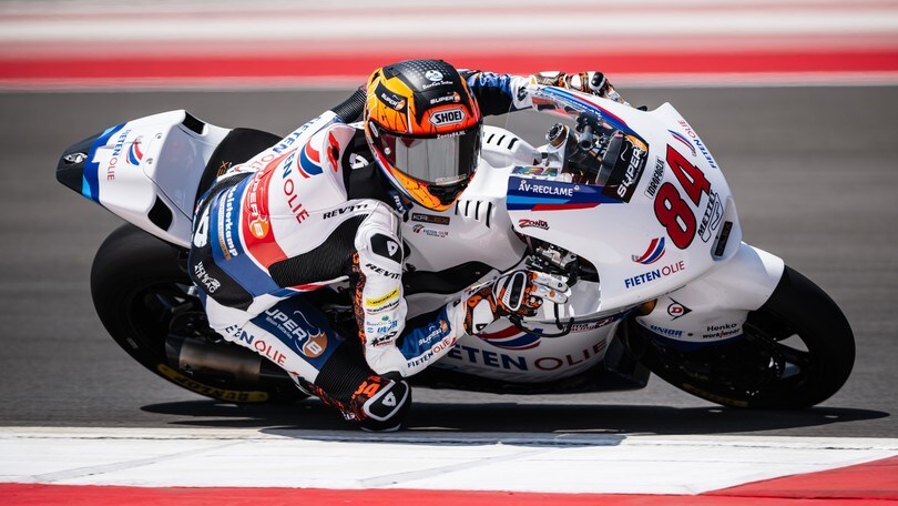 Moto2, ufficiale: Van den Goordbergh ed RW Racing ancora insieme