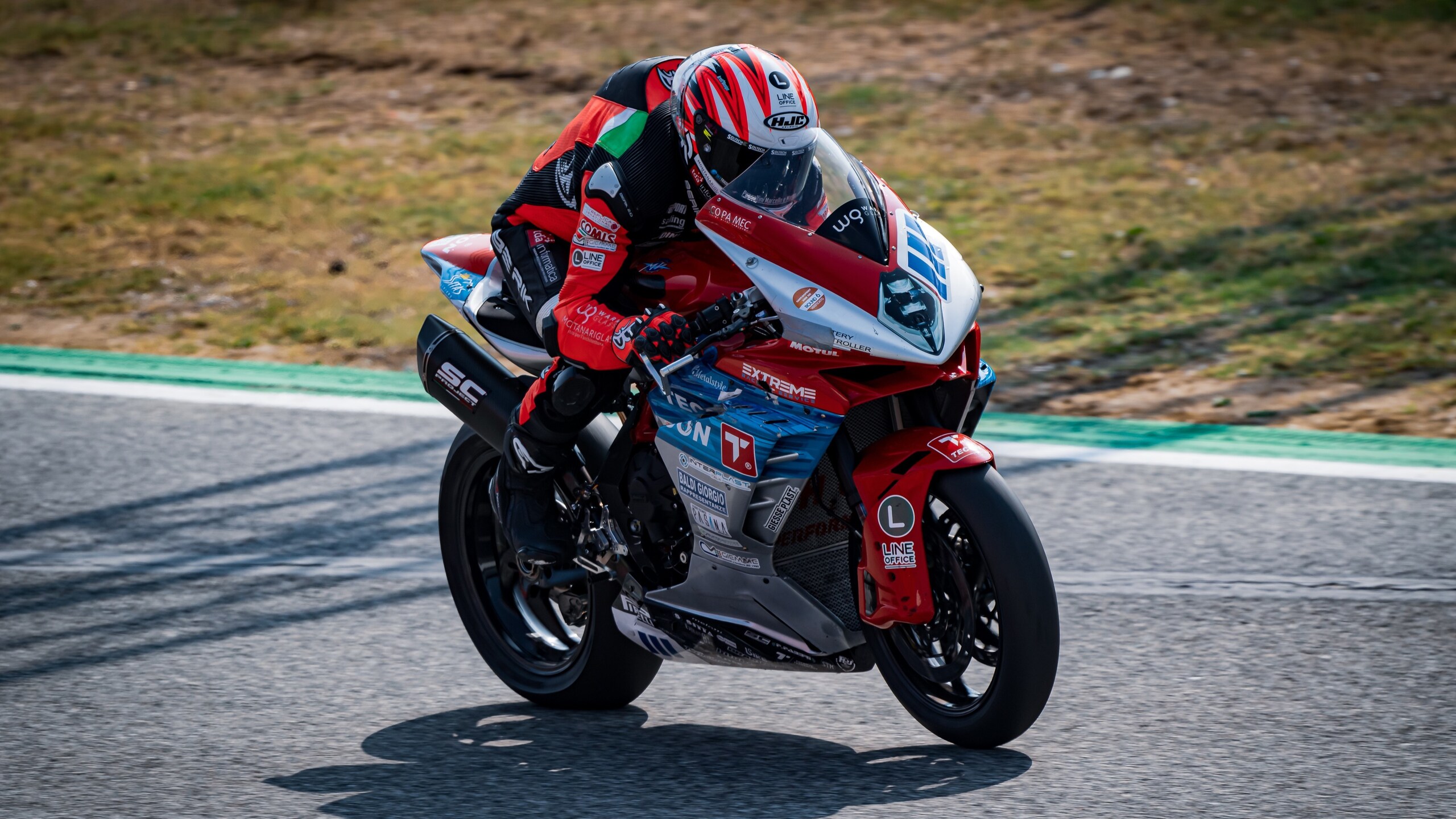 Doppia Top 10 nell'ESBK e rinnovo con MV: il gran weekend di Ottaviani