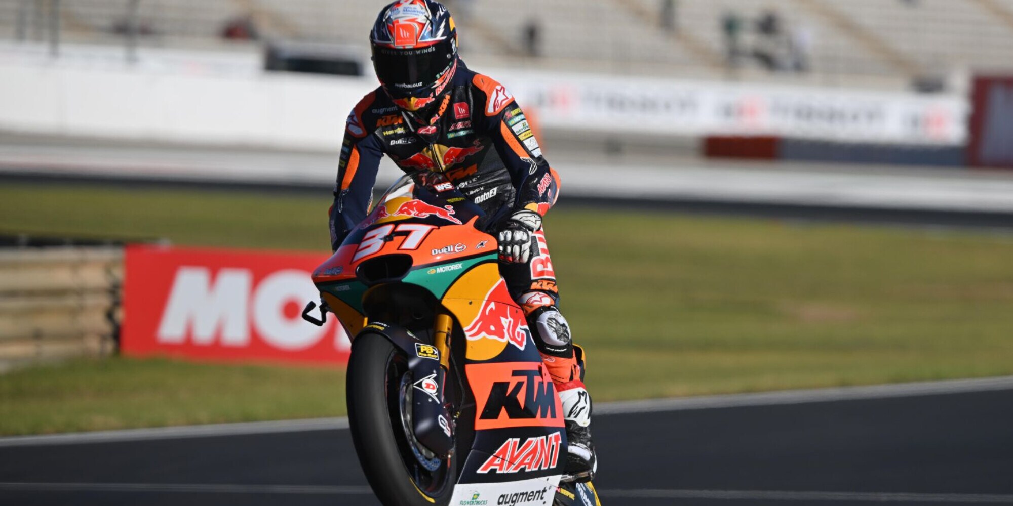 Moto2, FP1: Pedro Acosta torna leader, tre italiani in top ten