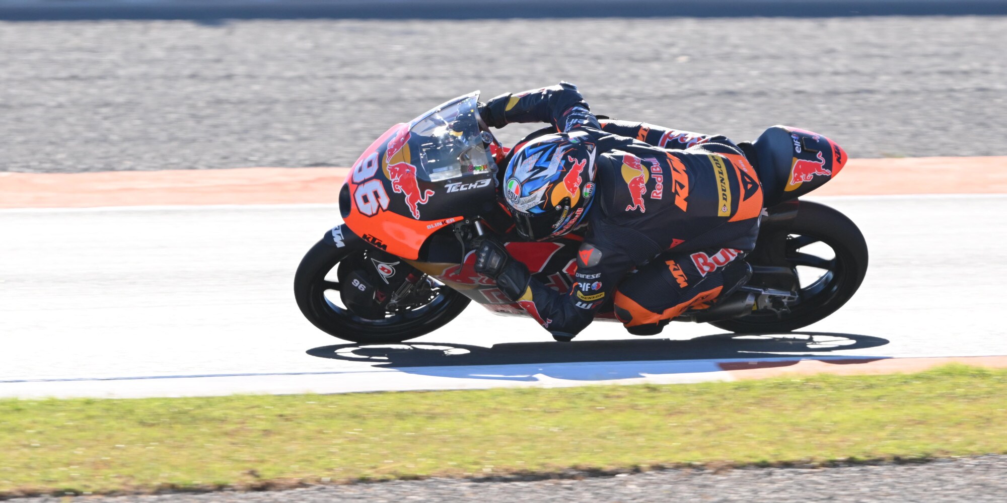 Moto3 prove libere 2: Holgado si prende il venerdì di Valencia