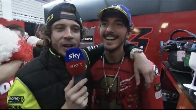 MotoGP: Bezzecchi scatena il delirio nella festa di Bagnaia