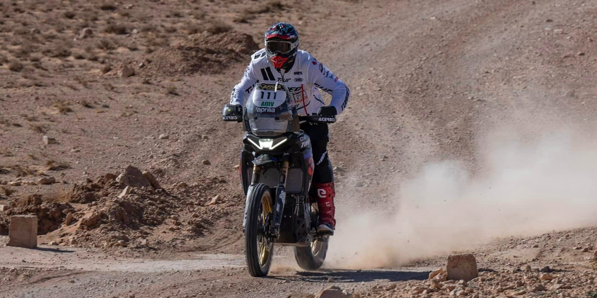 Africa Eco Race: Aprilia centra il successo nel primo stage con Jacopo Cerutti
