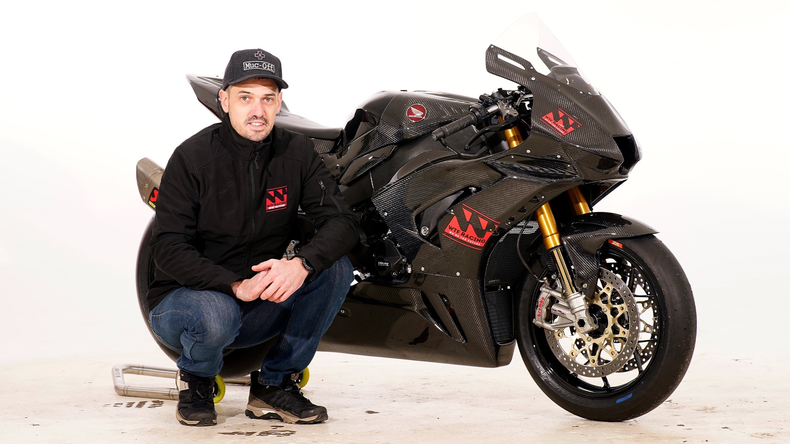 Hillier passa a Honda per NW200 e TT, con la Dakar 2025 nel mirino