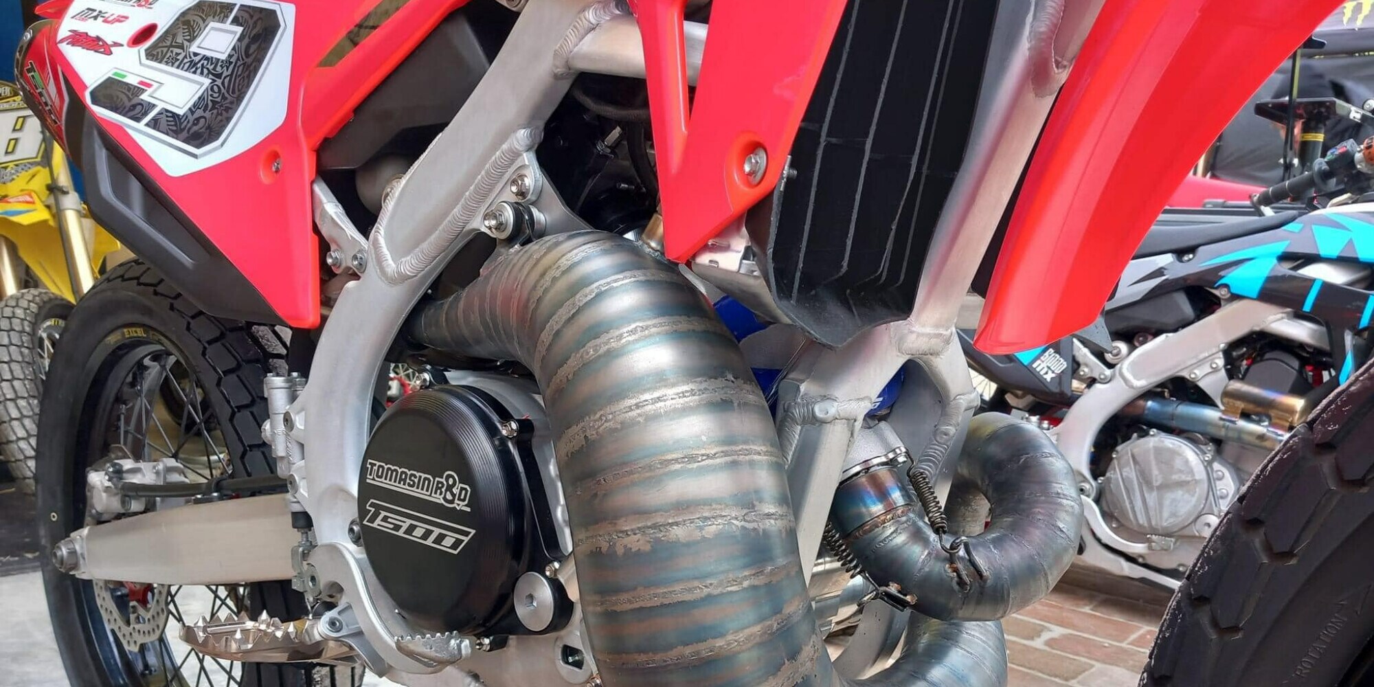 Danilo Petrucci alla 100km dei campioni con una 500 due tempi