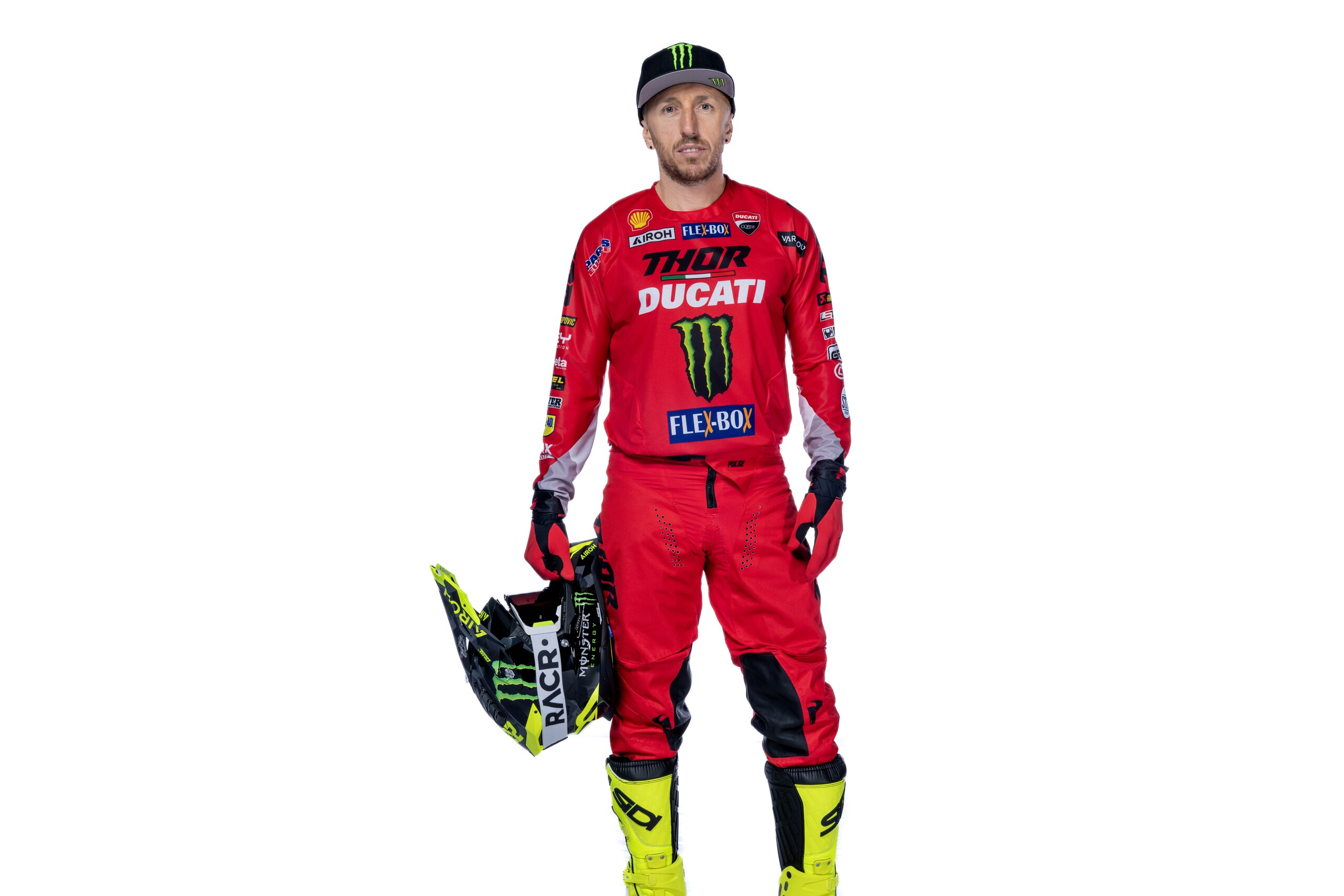 Ducati Cross: le foto della Rossa di Tony Cairoli e Alessandro Lupino