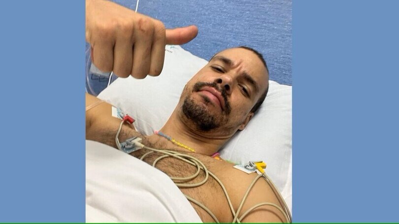 Thumbs up: Morbidelli reassures everyone after his crash at Portimao