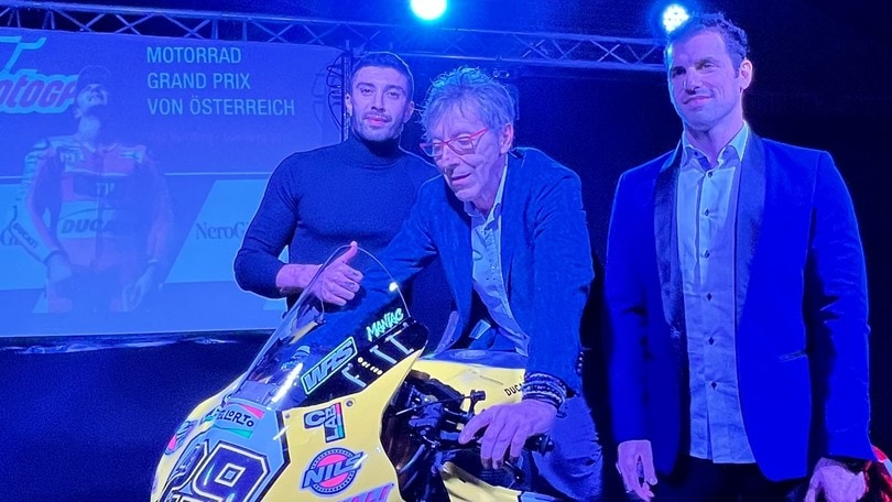 SBK, Iannone: "Sono caduto e mi sono fatto male, ora ecco una nuova sfida"