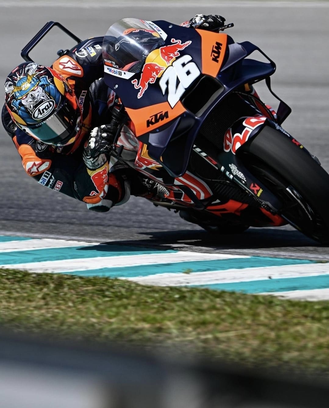 MotoGP Shakedown: Acosta e i tester scaldano Sepang