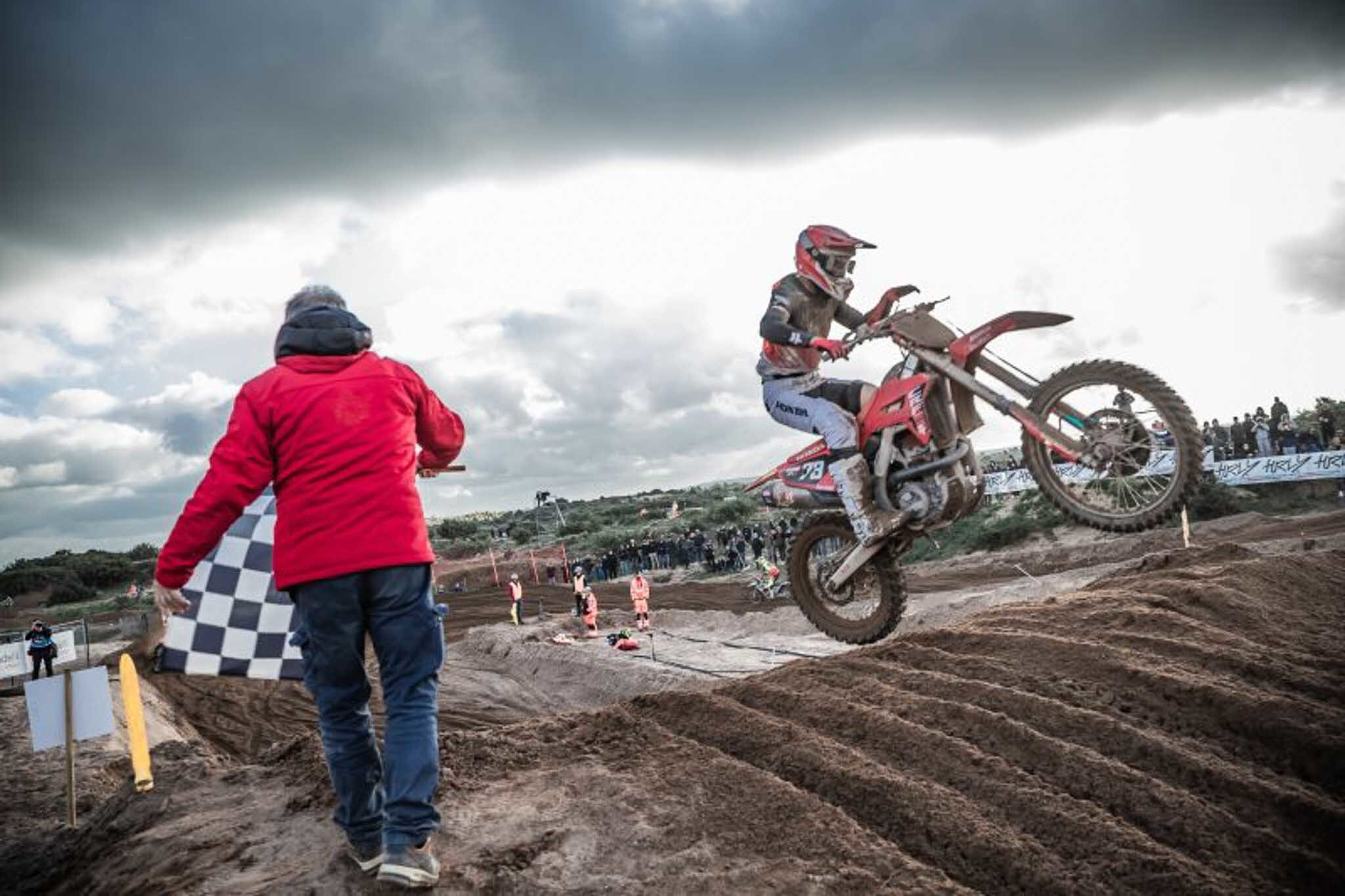 INTMX: debutto con vittoria per Zanchi