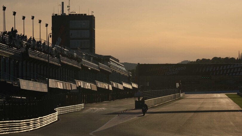 Tragedia a Valencia: pilota italiano muore in pista