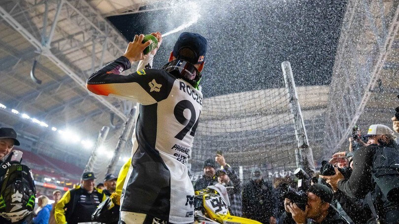 SX450: Roczen trionfa a Glendale