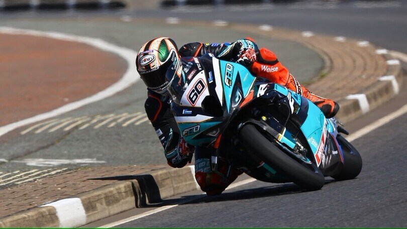 Sensational: Hickman at the North West 200 without team FHO Racing!