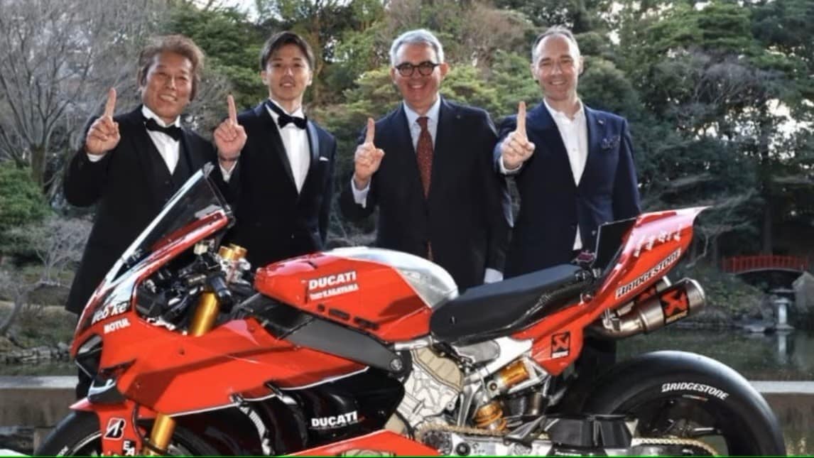 EWC: the Kagayama-Ducati Italy adventure begins in Japan