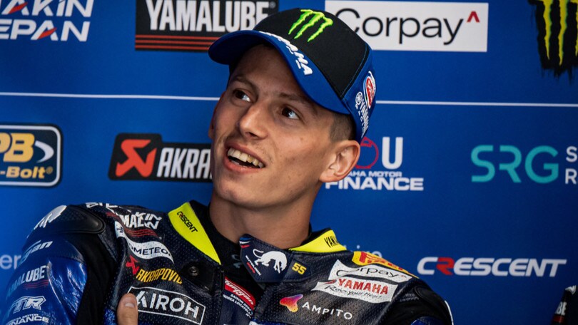 SBK Phillip Island, Locatelli: "Bulega il più forte al momento"